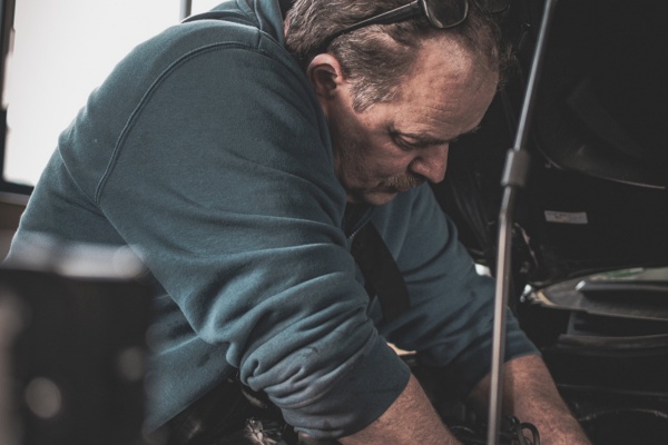 Wohnmobil-Service-Wartung-Heidenheim-Mechaniker Wohnmobil Mechaniker für Service und Wohnmobil Wartung in Heidenheim an der Brenz